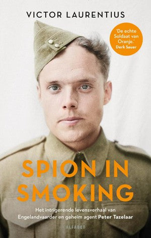 Spion in smoking (Let op deze titel is tijdelijk niet leverbaar)